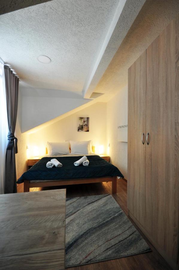 Stil Park Apartmani วรินรัชกา บานยา ภายนอก รูปภาพ